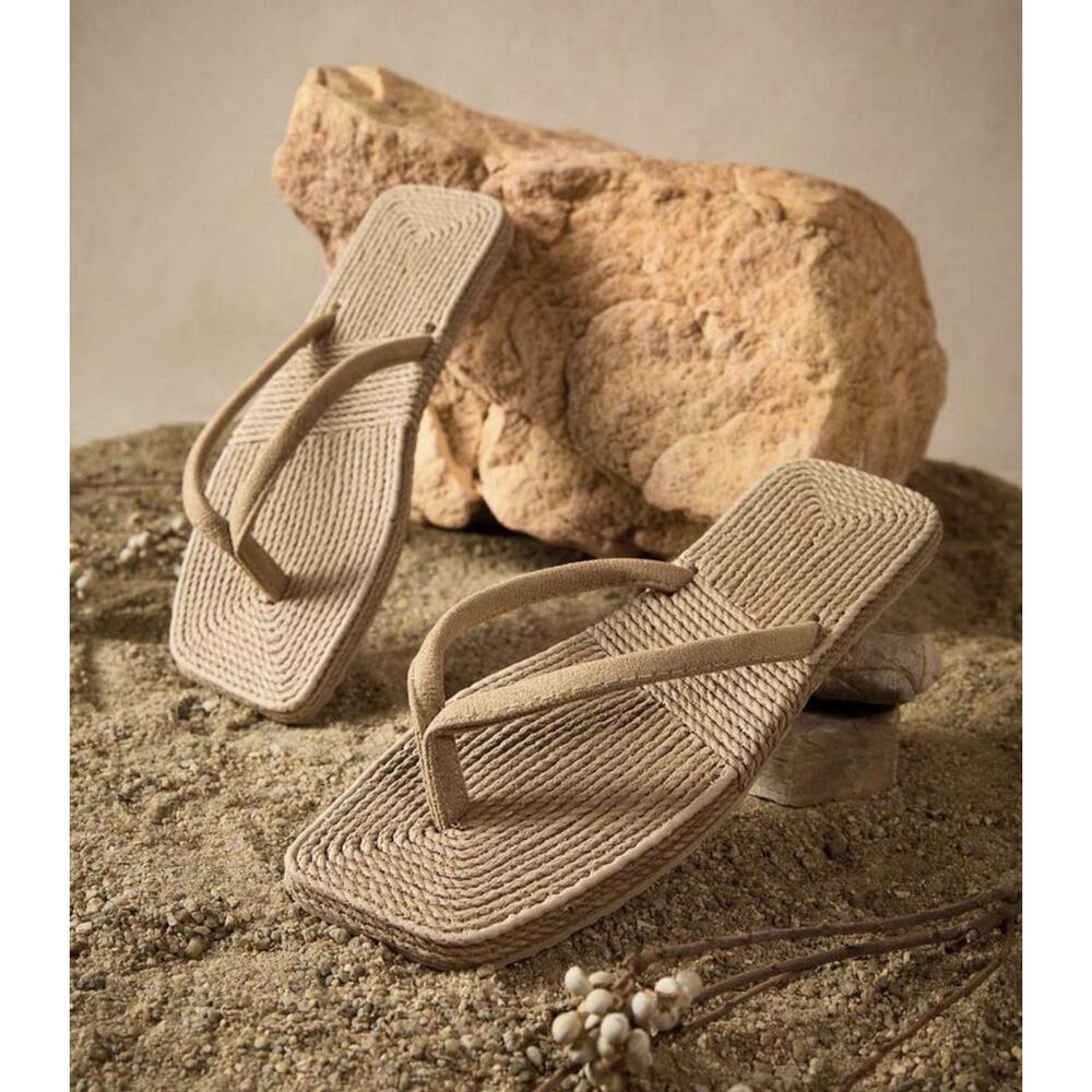 Women’s Braided Platform Flip Flop Sandals Beige Beach Lightweight Summer Size 9